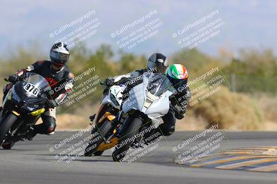 media/Nov-05-2022-SoCal Trackdays (Sat) [[f8d9b725ab]]/Turn 2 (1120am)/